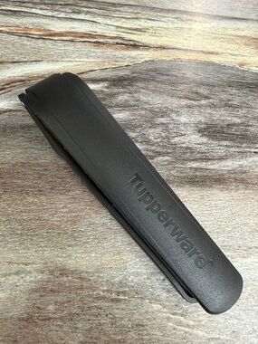 Tupperware Garlic 🧄 Press